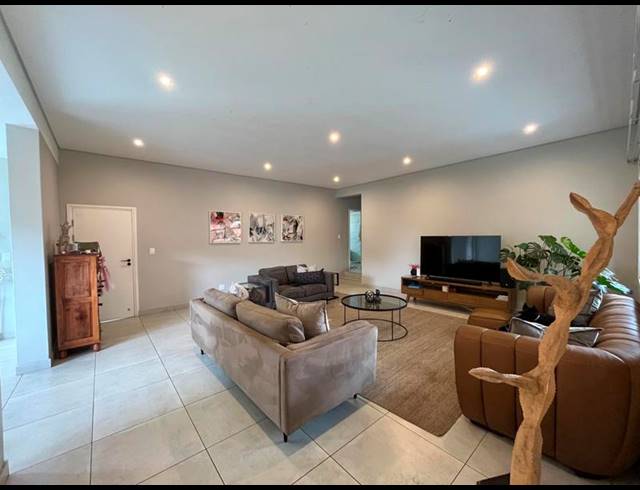 4 BEDROOM PROPERTY TO RENT IN LYNNWOOD